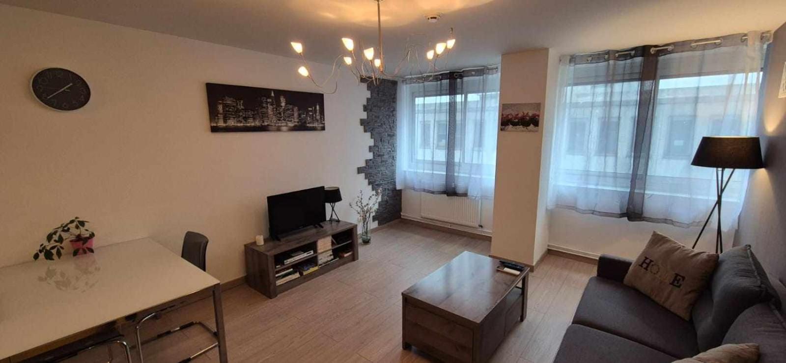 Nouveau !! Appartement Confortable Totalement Renove Avec Parking Gratuit - Hypercentre De 낭시 외부 사진